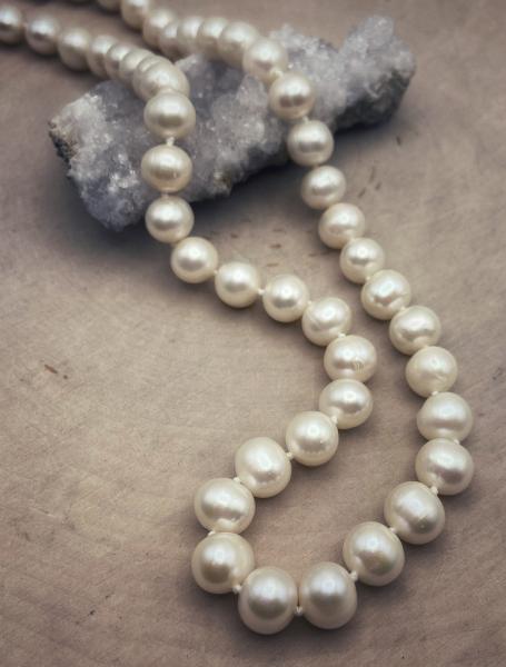 18" 8-9mm freshwater near round cultured pearl necklace. $240.00