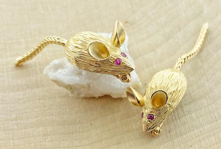 The mouse pin. Fashioned in 14 karat yellow gold and hand engraved. $525.00 each
