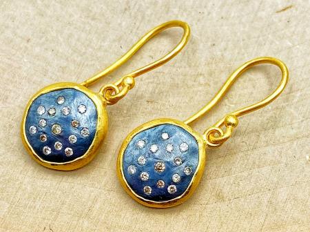 22 karat yellow gold and oxidized sterling silver diamond earrings. $1610.00
