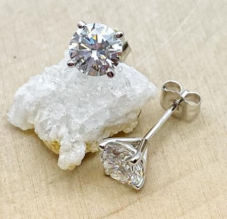 14 karat white gold lab grown diamond studs. 0.98 carat total, SI1 clarity, E-F color. $1620.00