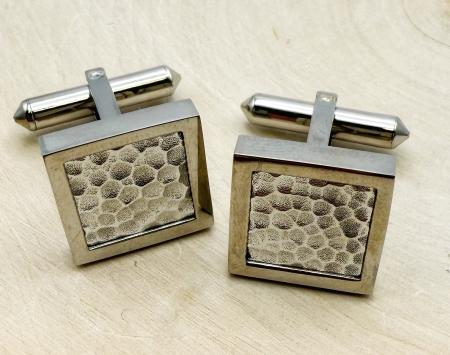Titanium hammered design square cuff links. $95.00