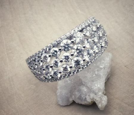 14 karat white gold ring with brilliant cut diamonds totaling 1.52 carats. $3995.00